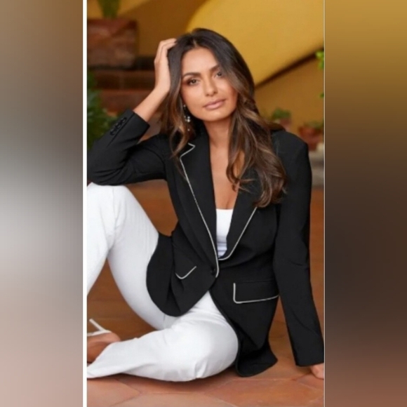 Boston Proper Black Jacket with White Piping - Picture 4 of 6